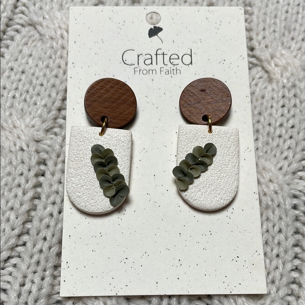 NWOT Dangle Earrings with post and backs. Hypoallergenic nickel/lead free ferns